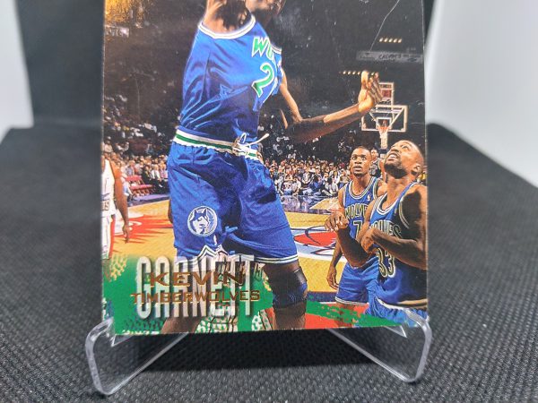 1996-1997 Fleer Kevin Garnett #64 - Image 4