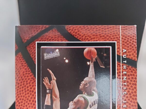 2004-2005 Topps Bazooka 4x6 Authentic Jersery Kevin Garnett - Image 3